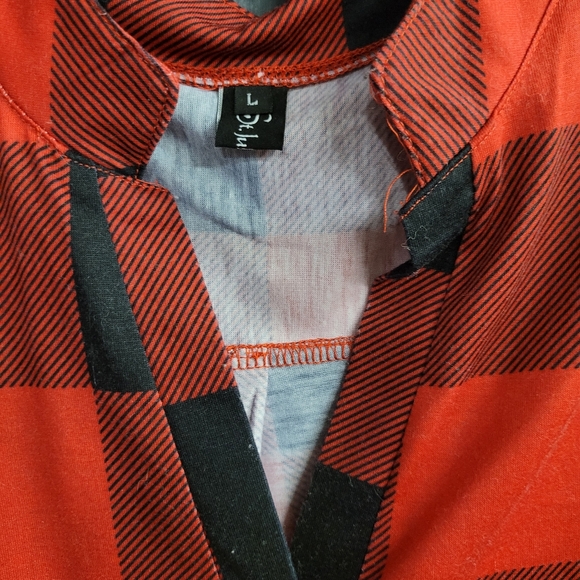 Buffalo Plaid Tunic Top - Picture 4 of 6